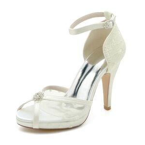 NEW! Elegant Ivory White Heels with hearts mesh and rhinestone embellishments